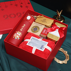 精選客戶節(jié)年會禮品，傳遞感恩與祝福