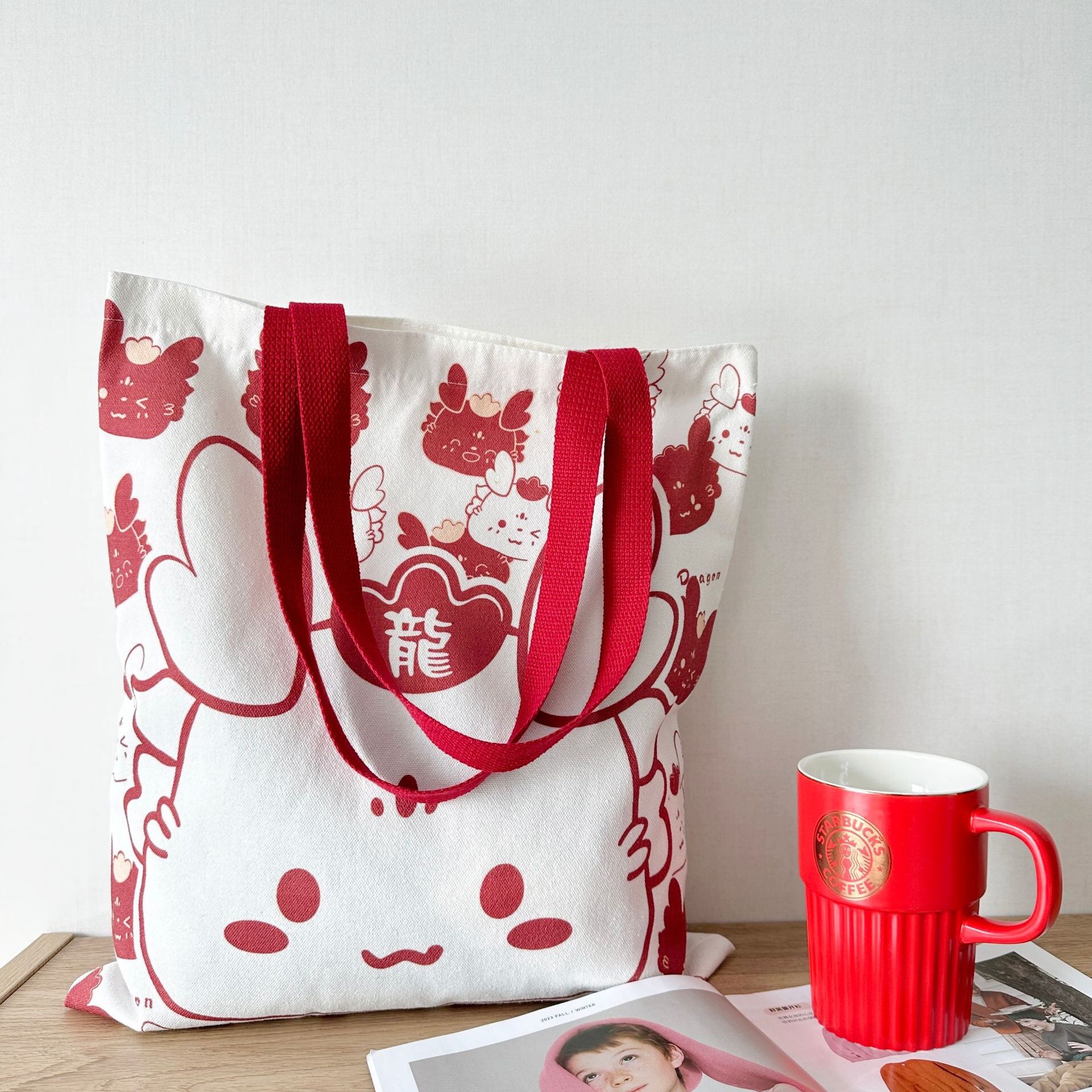 龍年新春，環(huán)保伴手禮 創(chuàng)意帆布袋傳遞喜慶與溫情