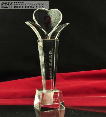 北京水晶獎杯訂做 運動會表彰與企業年會慶典的理想選擇